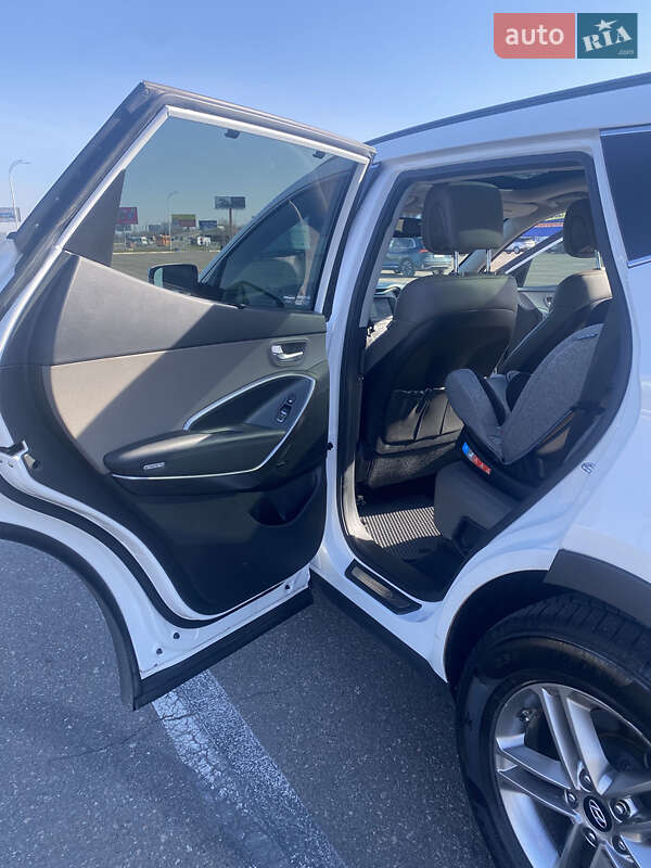 Позашляховик / Кросовер Hyundai Santa FE 2017 в Одесі