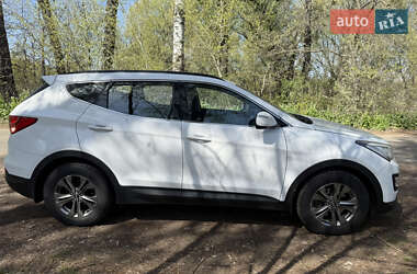Внедорожник / Кроссовер Hyundai Santa FE 2013 в 