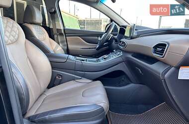 Внедорожник / Кроссовер Hyundai Santa FE 2023 в 