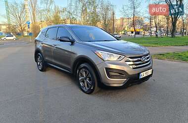 Позашляховик / Кросовер Hyundai Santa FE 2015 в 