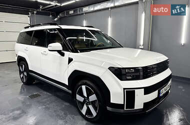Внедорожник / Кроссовер Hyundai Santa FE 2024 в 