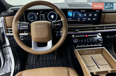Внедорожник / Кроссовер Hyundai Santa FE 2024 в 