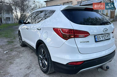 Позашляховик / Кросовер Hyundai Santa FE 2014 в 