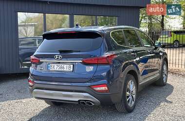 Внедорожник / Кроссовер Hyundai Santa FE 2018 в 