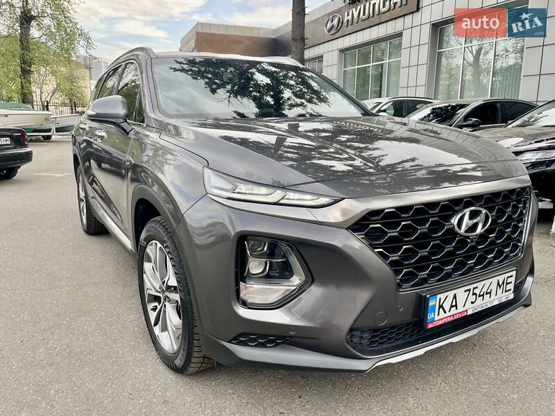 Внедорожник / Кроссовер Hyundai Santa FE 2019 в Киеве