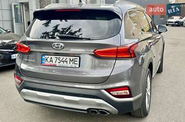 Позашляховик / Кросовер Hyundai Santa FE 2019 в 