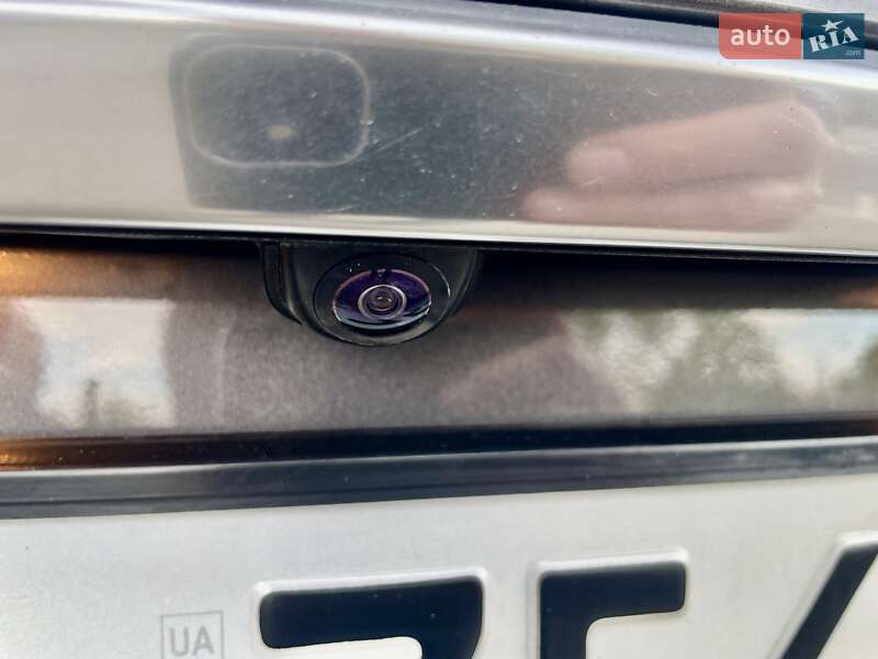 Внедорожник / Кроссовер Hyundai Santa FE 2019 в Киеве