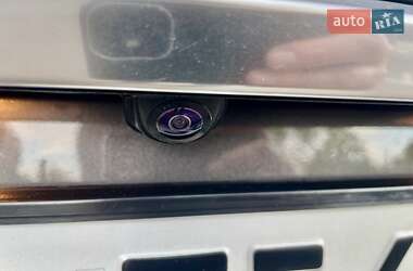 Позашляховик / Кросовер Hyundai Santa FE 2019 в 