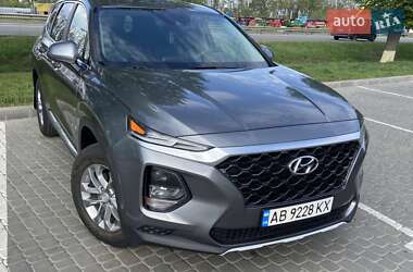 Внедорожник / Кроссовер Hyundai Santa FE 2019 в 