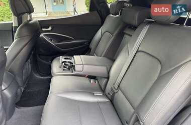 Внедорожник / Кроссовер Hyundai Santa FE 2015 в 