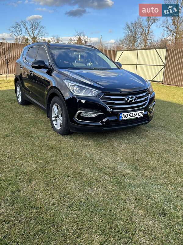 Внедорожник / Кроссовер Hyundai Santa FE 2016 в Тячеве фото 2 Внедорожник / Кроссовер Hyundai Santa FE 2016 в Тячеве