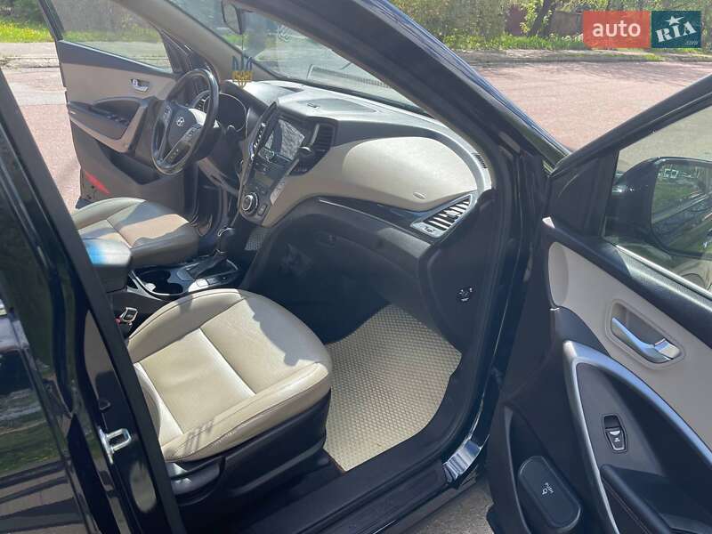 Внедорожник / Кроссовер Hyundai Santa FE 2013 в Чернигове
