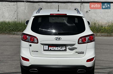 Позашляховик / Кросовер Hyundai Santa FE 2010 в 