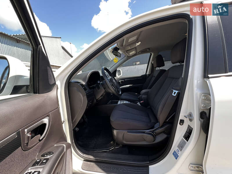 Внедорожник / Кроссовер Hyundai Santa FE 2010 в Киеве
