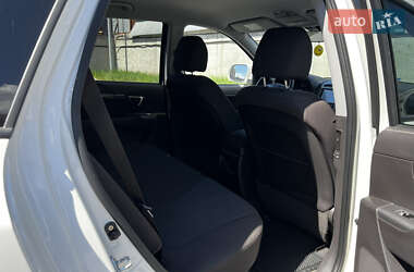Позашляховик / Кросовер Hyundai Santa FE 2010 в 