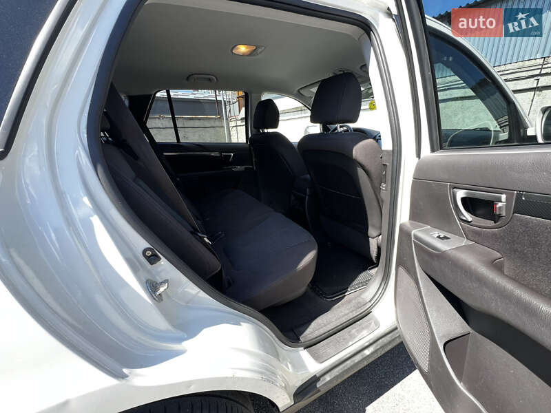 Внедорожник / Кроссовер Hyundai Santa FE 2010 в Киеве
