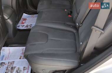 Внедорожник / Кроссовер Hyundai Santa FE 2016 в 