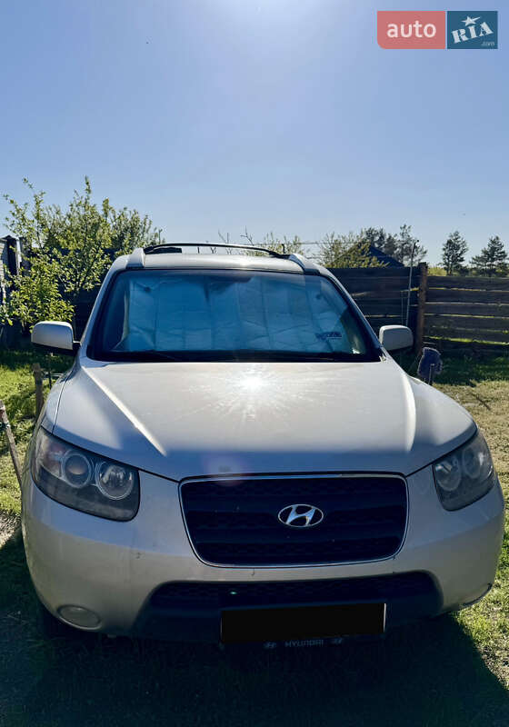 Позашляховик / Кросовер Hyundai Santa FE 2009 в Сарнах