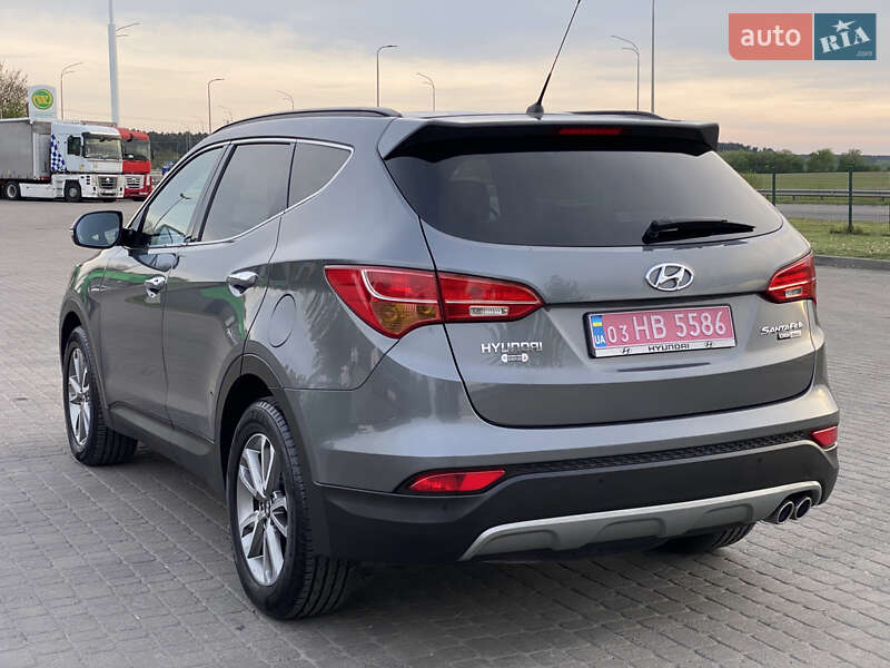 Позашляховик / Кросовер Hyundai Santa FE 2014 в Радивиліві