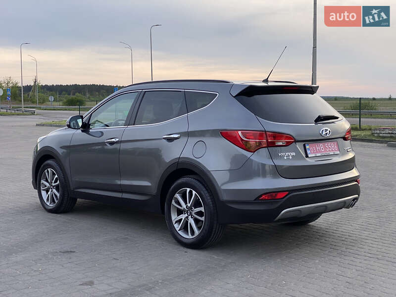 Позашляховик / Кросовер Hyundai Santa FE 2014 в Радивиліві