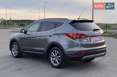 Внедорожник / Кроссовер Hyundai Santa FE 2014 в 