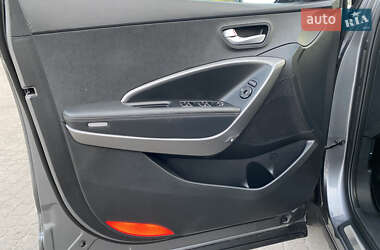 Внедорожник / Кроссовер Hyundai Santa FE 2014 в 
