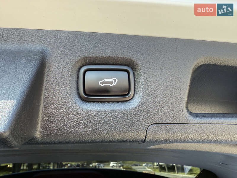 Позашляховик / Кросовер Hyundai Santa FE 2020 в Києві