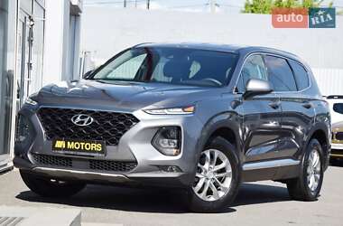 Внедорожник / Кроссовер Hyundai Santa FE 2019 в 