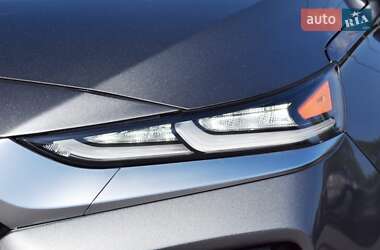 Внедорожник / Кроссовер Hyundai Santa FE 2019 в 