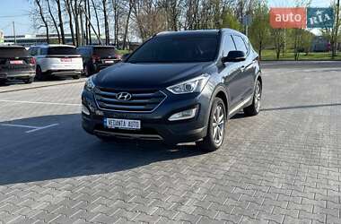 Внедорожник / Кроссовер Hyundai Santa FE 2015 в Киеве