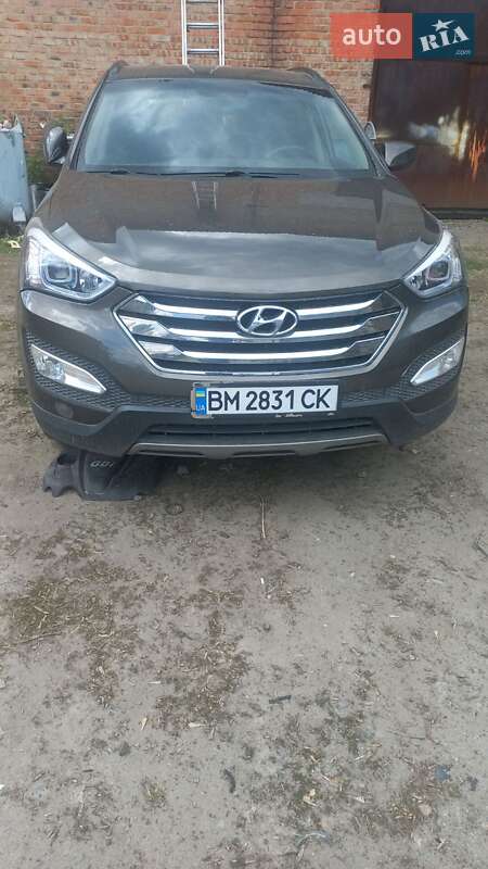 Внедорожник / Кроссовер Hyundai Santa FE 2014 в 