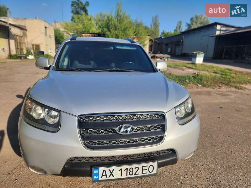 Внедорожник / Кроссовер Hyundai Santa FE 2009 в Харькове