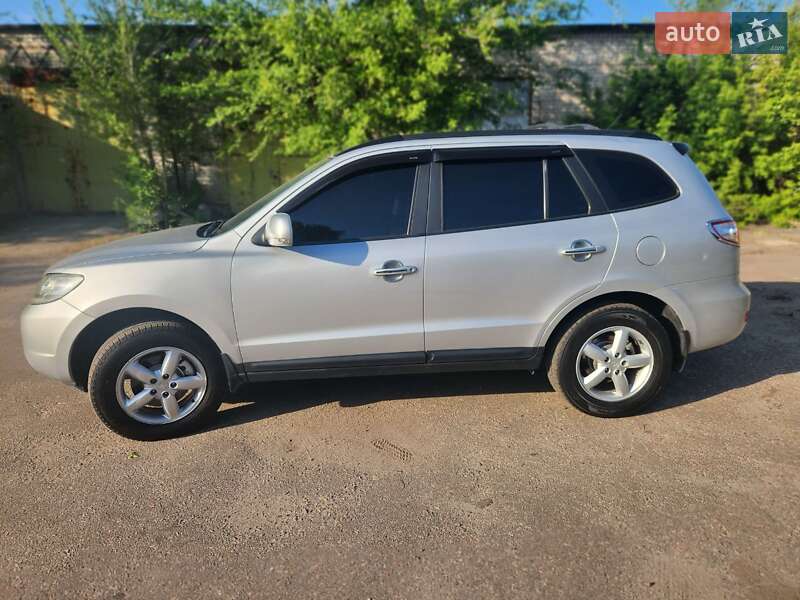 Внедорожник / Кроссовер Hyundai Santa FE 2009 в Харькове