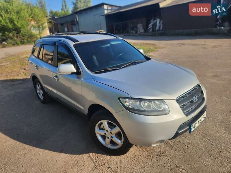Внедорожник / Кроссовер Hyundai Santa FE 2009 в Харькове