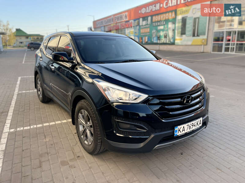 Внедорожник / Кроссовер Hyundai Santa FE 2013 в 
