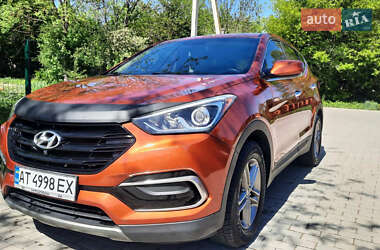 Внедорожник / Кроссовер Hyundai Santa FE 2016 в 