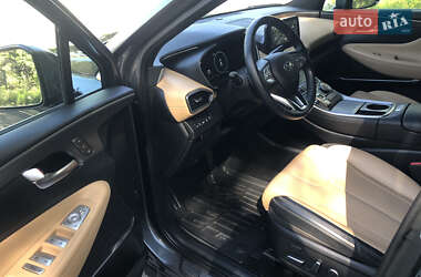 Позашляховик / Кросовер Hyundai Santa FE 2021 в 