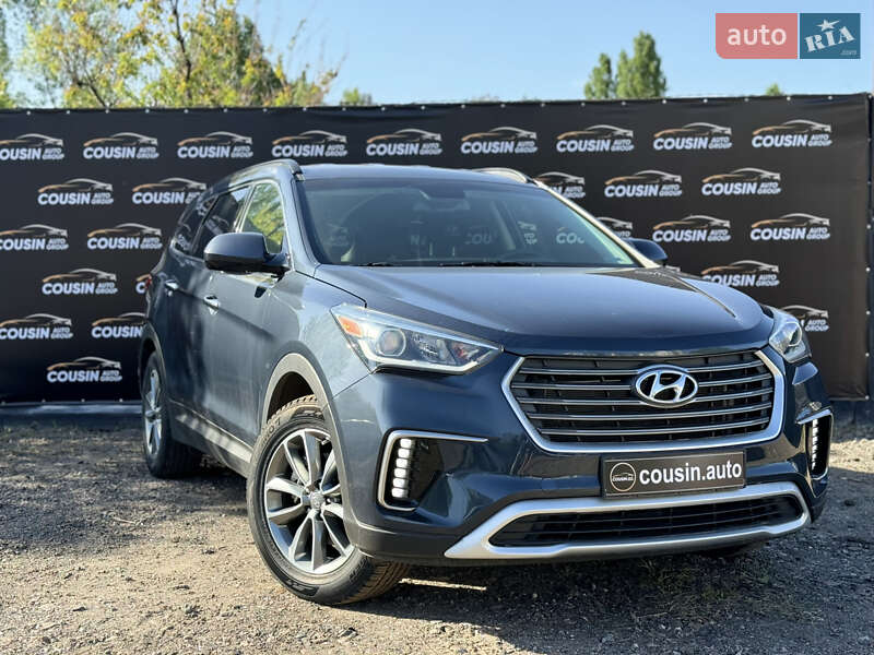 Позашляховик / Кросовер Hyundai Santa FE 2018 в 