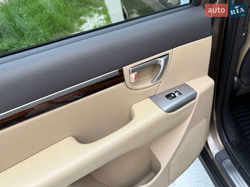 Позашляховик / Кросовер Hyundai Santa FE 2011 в Харкові