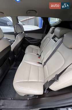 Позашляховик / Кросовер Hyundai Santa FE 2013 в 