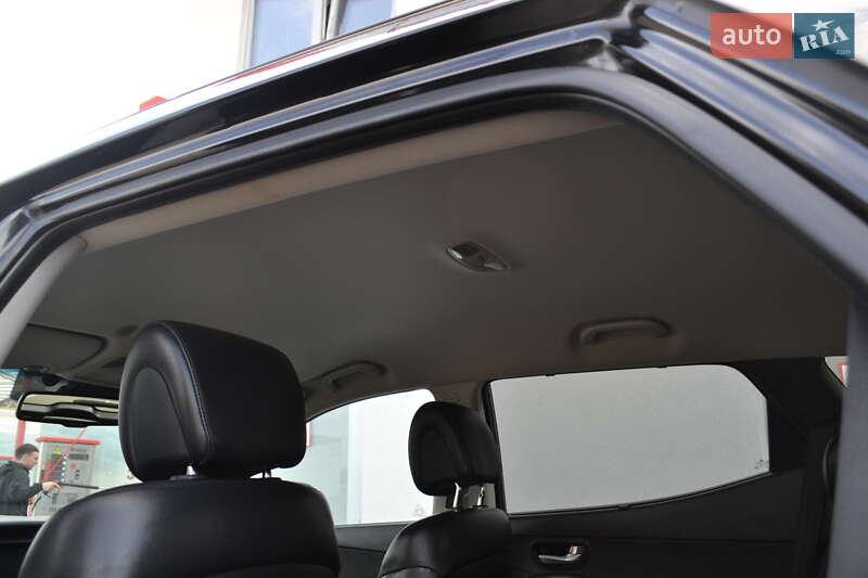 Позашляховик / Кросовер Hyundai Santa FE 2012 в Вінниці