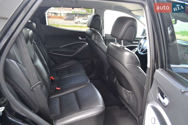 Позашляховик / Кросовер Hyundai Santa FE 2012 в Вінниці