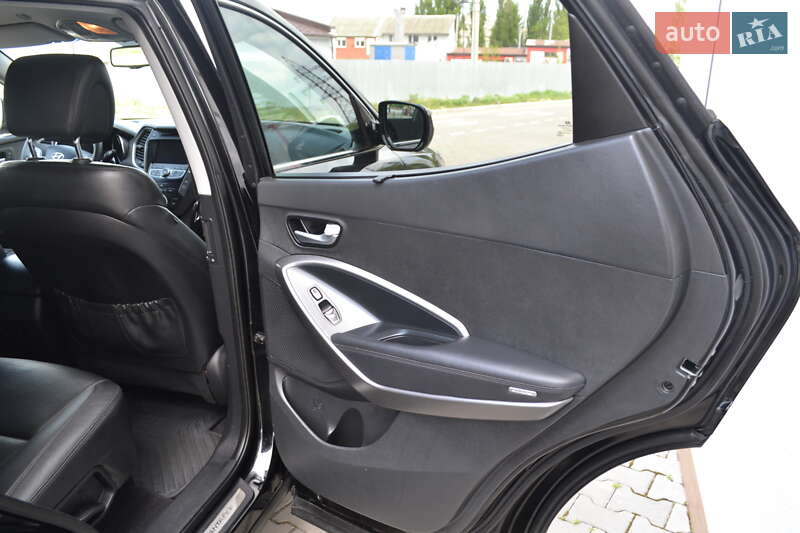 Позашляховик / Кросовер Hyundai Santa FE 2012 в Вінниці