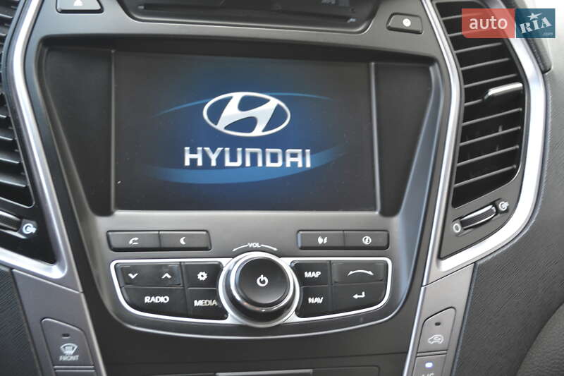 Позашляховик / Кросовер Hyundai Santa FE 2012 в Вінниці