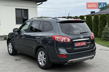 Позашляховик / Кросовер Hyundai Santa FE 2012 в 