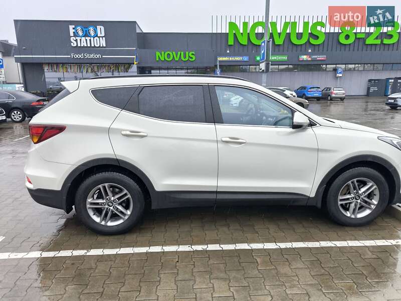 Позашляховик / Кросовер Hyundai Santa FE 2015 в Києві