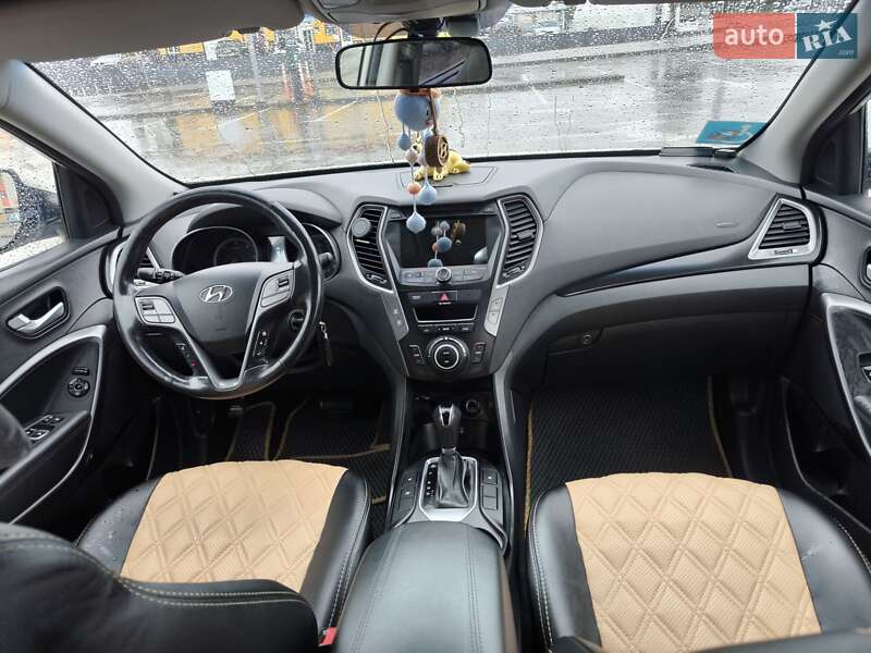 Позашляховик / Кросовер Hyundai Santa FE 2015 в Києві