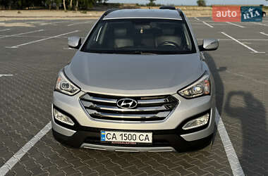 Позашляховик / Кросовер Hyundai Santa FE 2013 в 