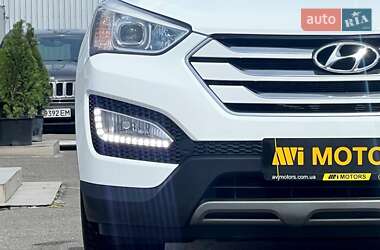 Внедорожник / Кроссовер Hyundai Santa FE 2014 в 