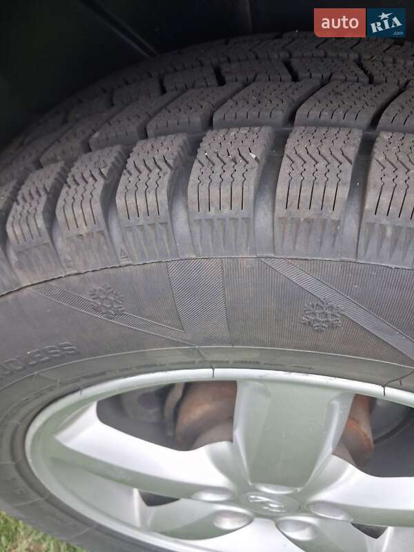 Позашляховик / Кросовер Hyundai Santa FE 2006 в Прилуках